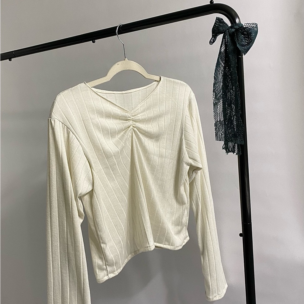 Cream Ruched Long Sleeve Top